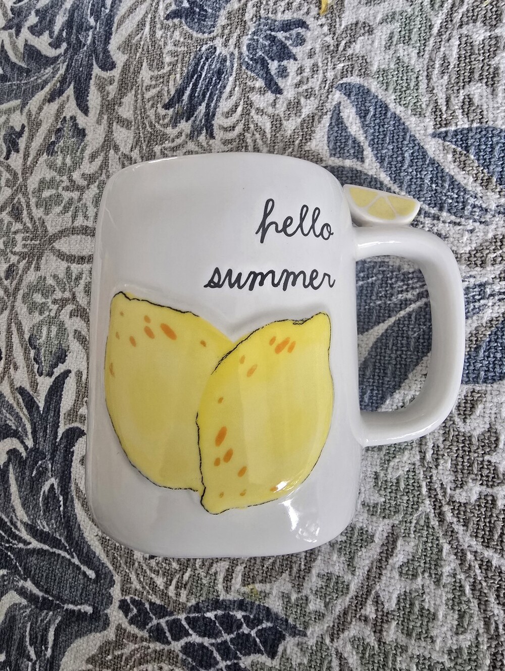 NWT Rae Dunn Hello Summer Lemon Mug
